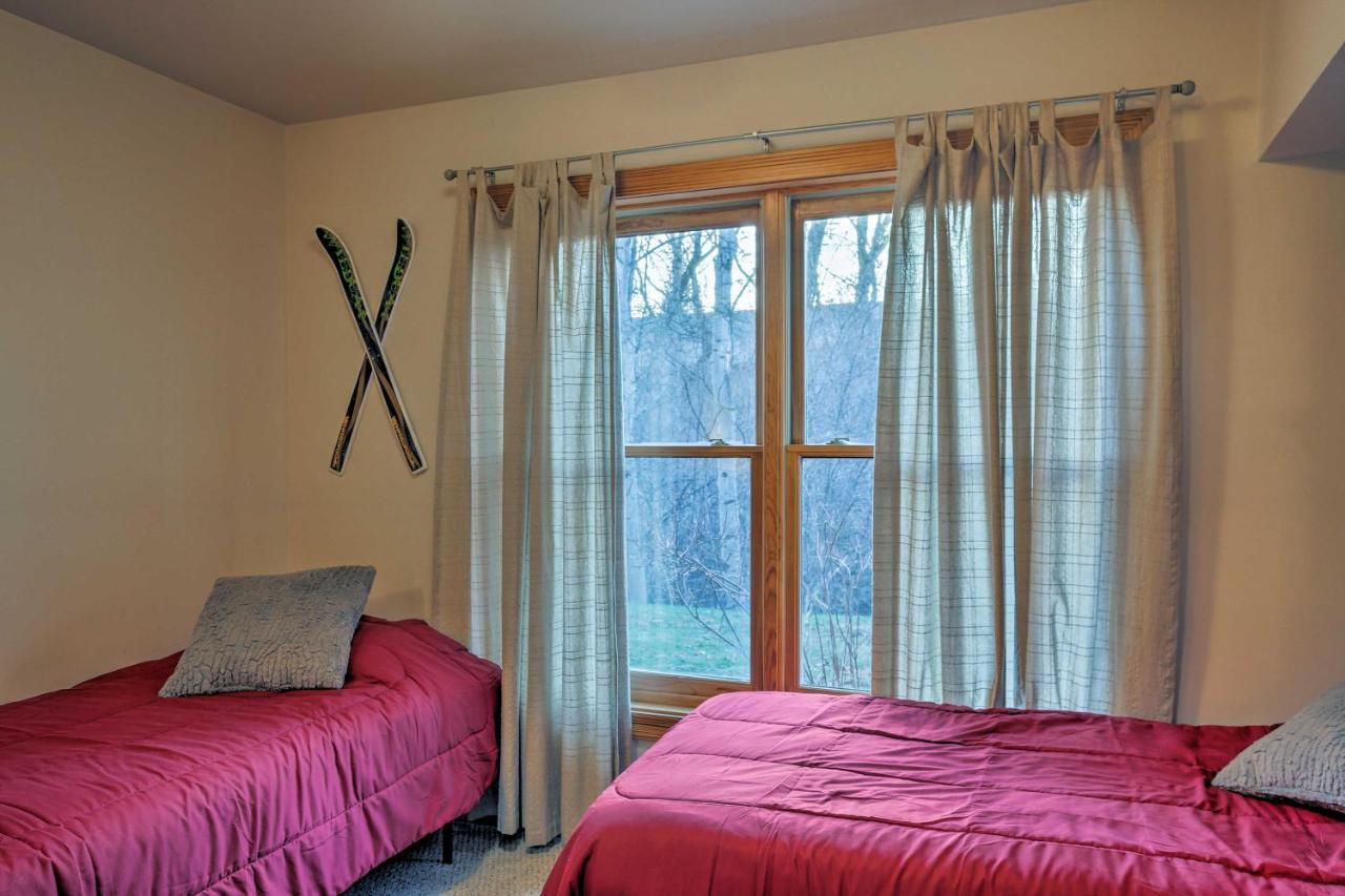 Cozy Driggs Condo With Hot Tub And Ski Shuttle Service Exterior photo