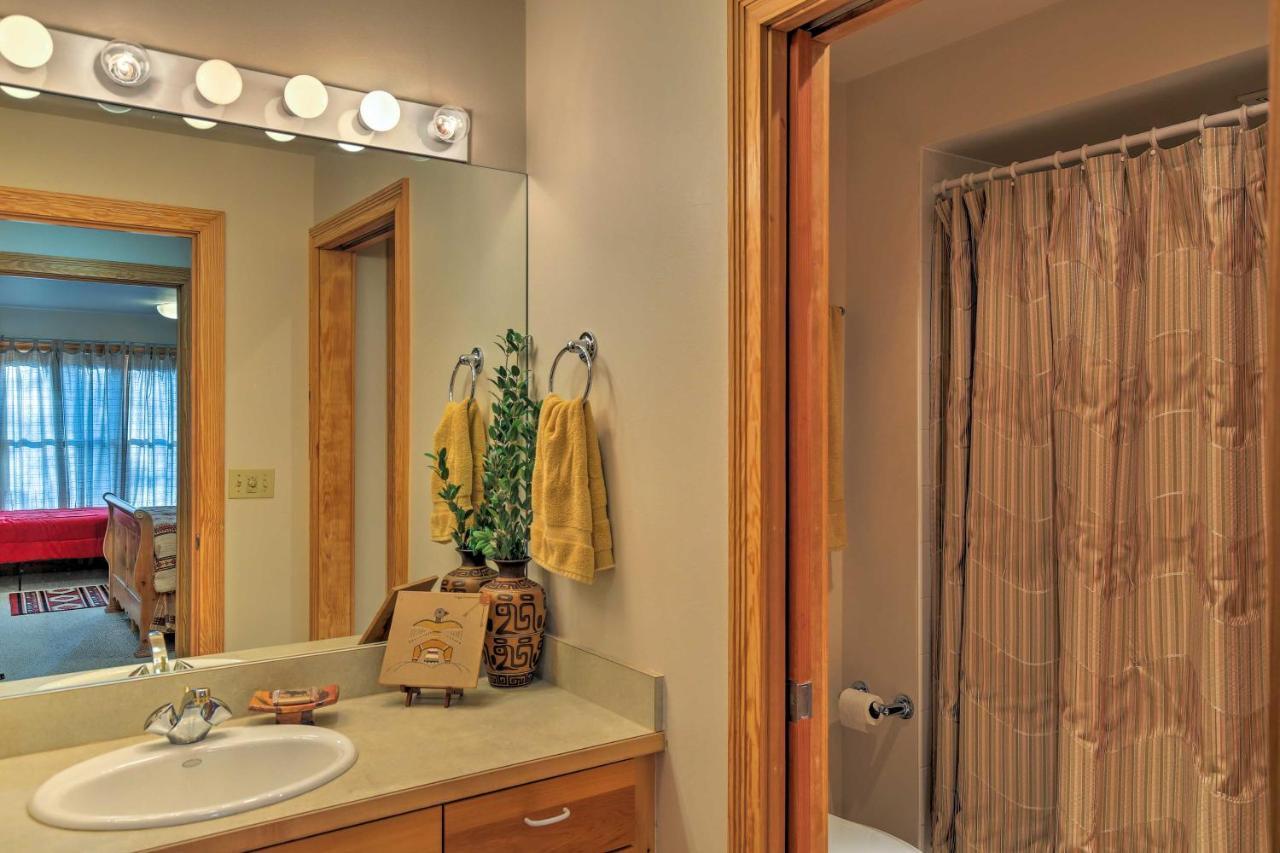 Cozy Driggs Condo With Hot Tub And Ski Shuttle Service Exterior photo